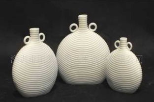 批发家居工艺品 如何选对树脂砂岩摆件与花瓶